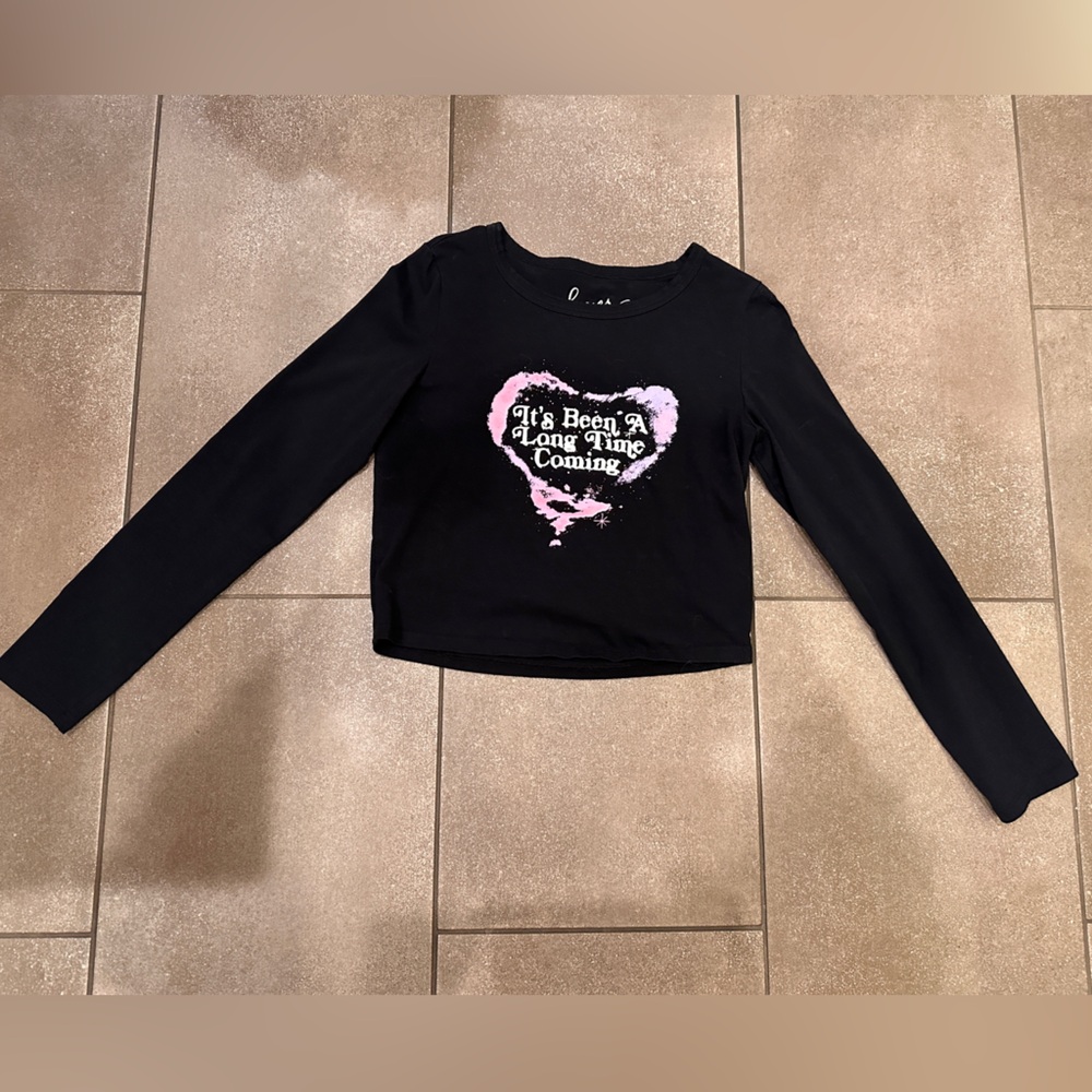 TAYLOR SWIFT LOVER Black Long Sleeve Top with ERAS TOUR Opening Design